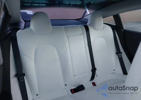 2022 Tesla Model 3 Long Range Dual Motor All-Wheel Drive z USA, uszkodzony, nr VIN 5YJ3E1EB6NF267375